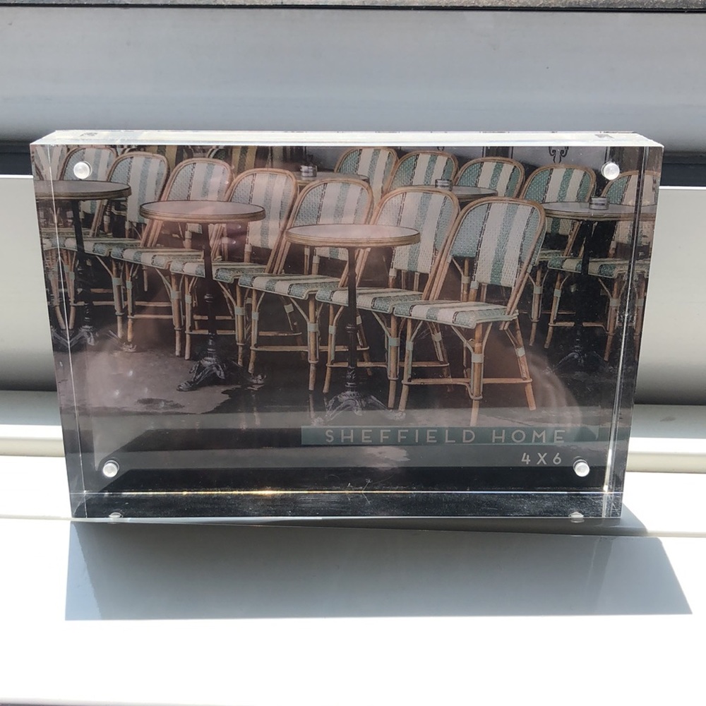 Clear Block Picture Frame - Picture 2 of 4